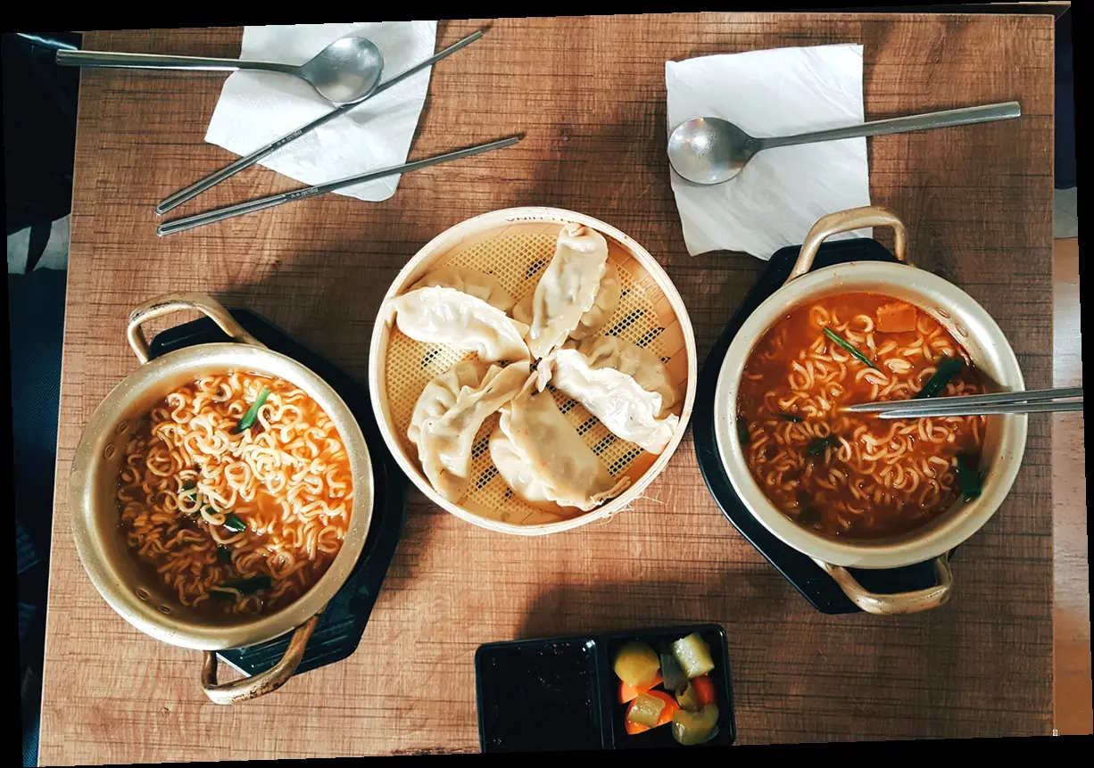 라면 종류부터 토핑까지! 메뉴 & 가격 완전 분석
